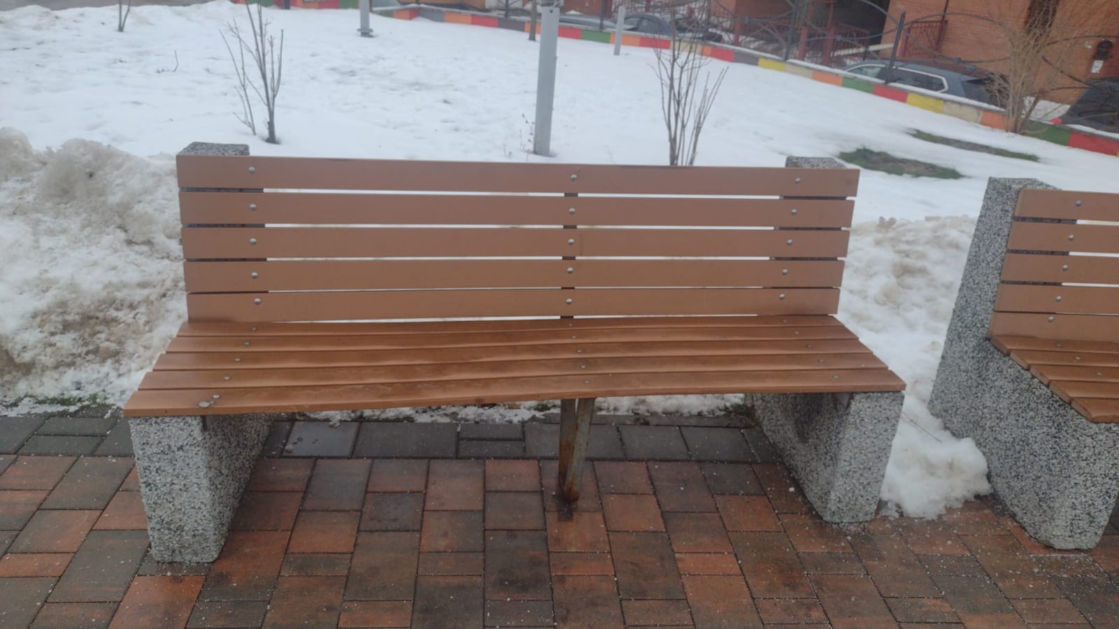 Пример вечных скамеек